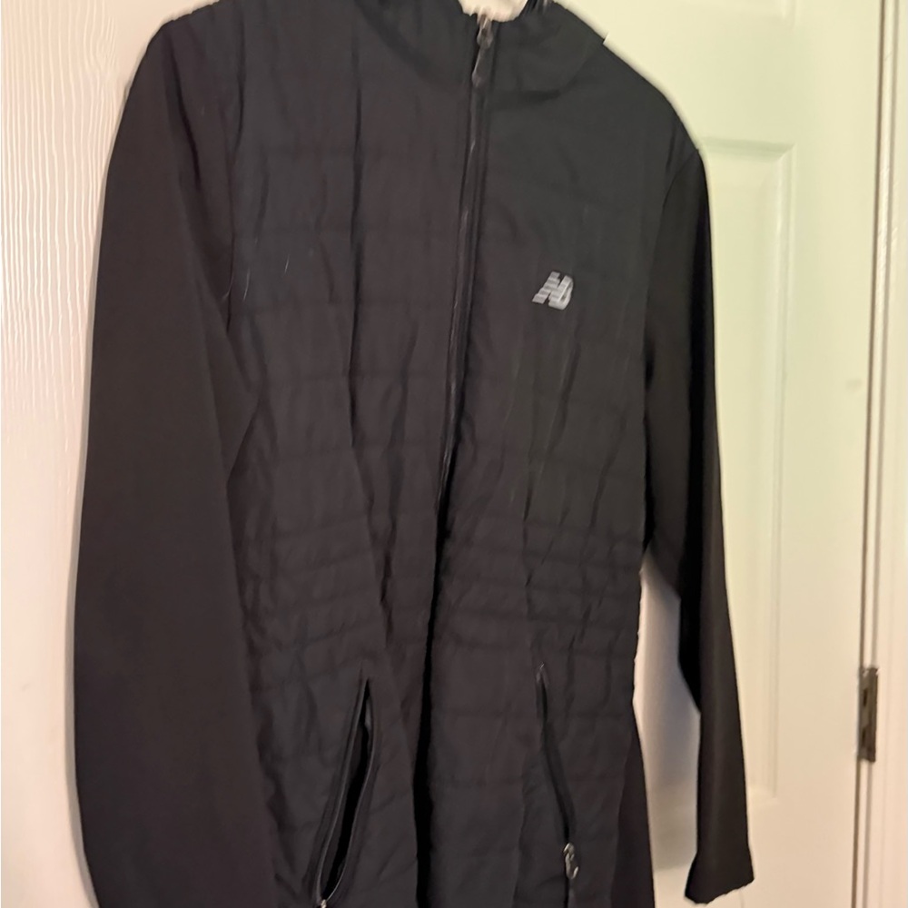 New Balance Women’s Windbreaker – Size XL